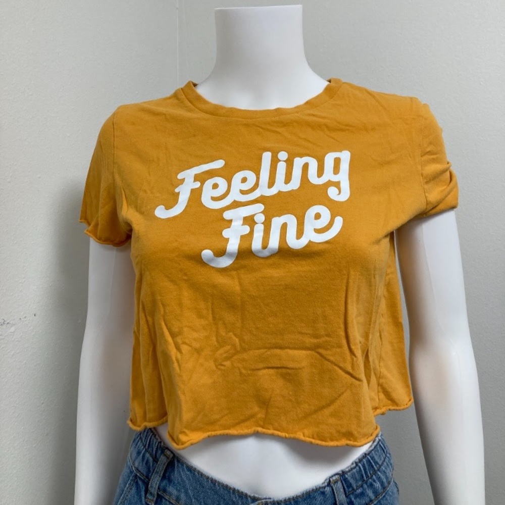 URBAN NATION GRAPHIC CROP TEE